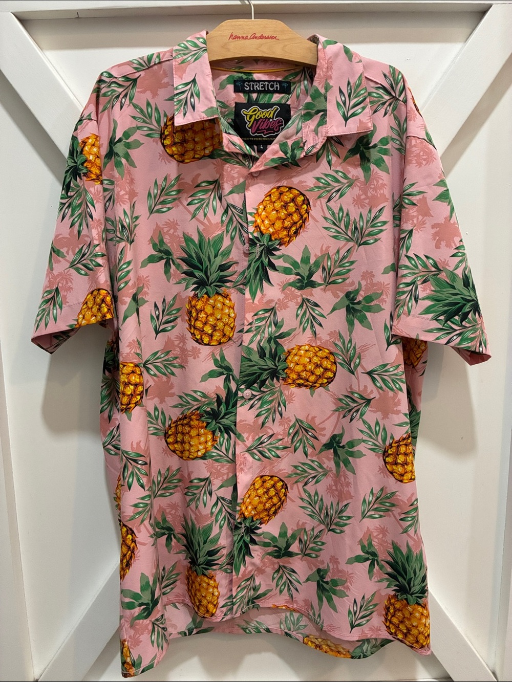 Good Vibes Pineapple Print Short-Sleeve Shirt – Size Large